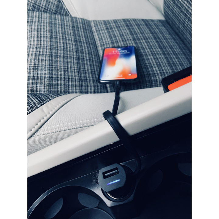 Odzu Car Charger with MFi Lightning Cable