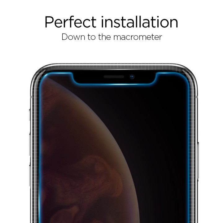 Spigen Glass GLAS.tR EZ Fit iPhone XS/X