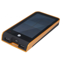 Xtorm Basalt solar charger