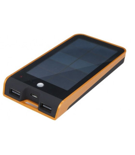Xtorm Basalt solar charger