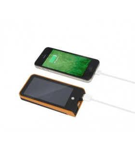 Xtorm Basalt solar charger