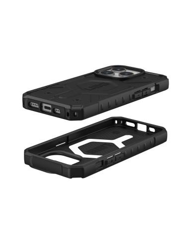 UAG Pathfinder MagSafe iPhone 15 Pro Black